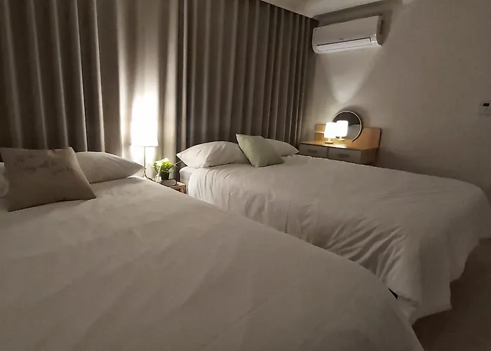 Hue 무료픽업 6명 퀸3 넓은거실 アパート *
